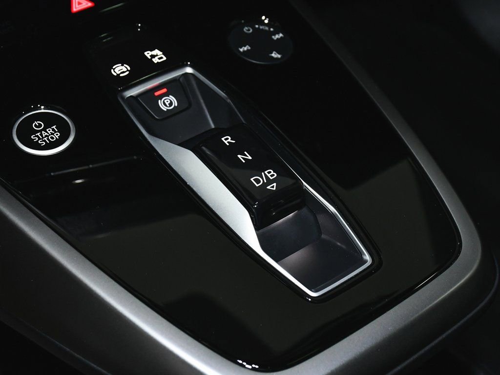 Used 2024 Audi Q4 e-tron Premium Plus w/ Premium Plus image 41