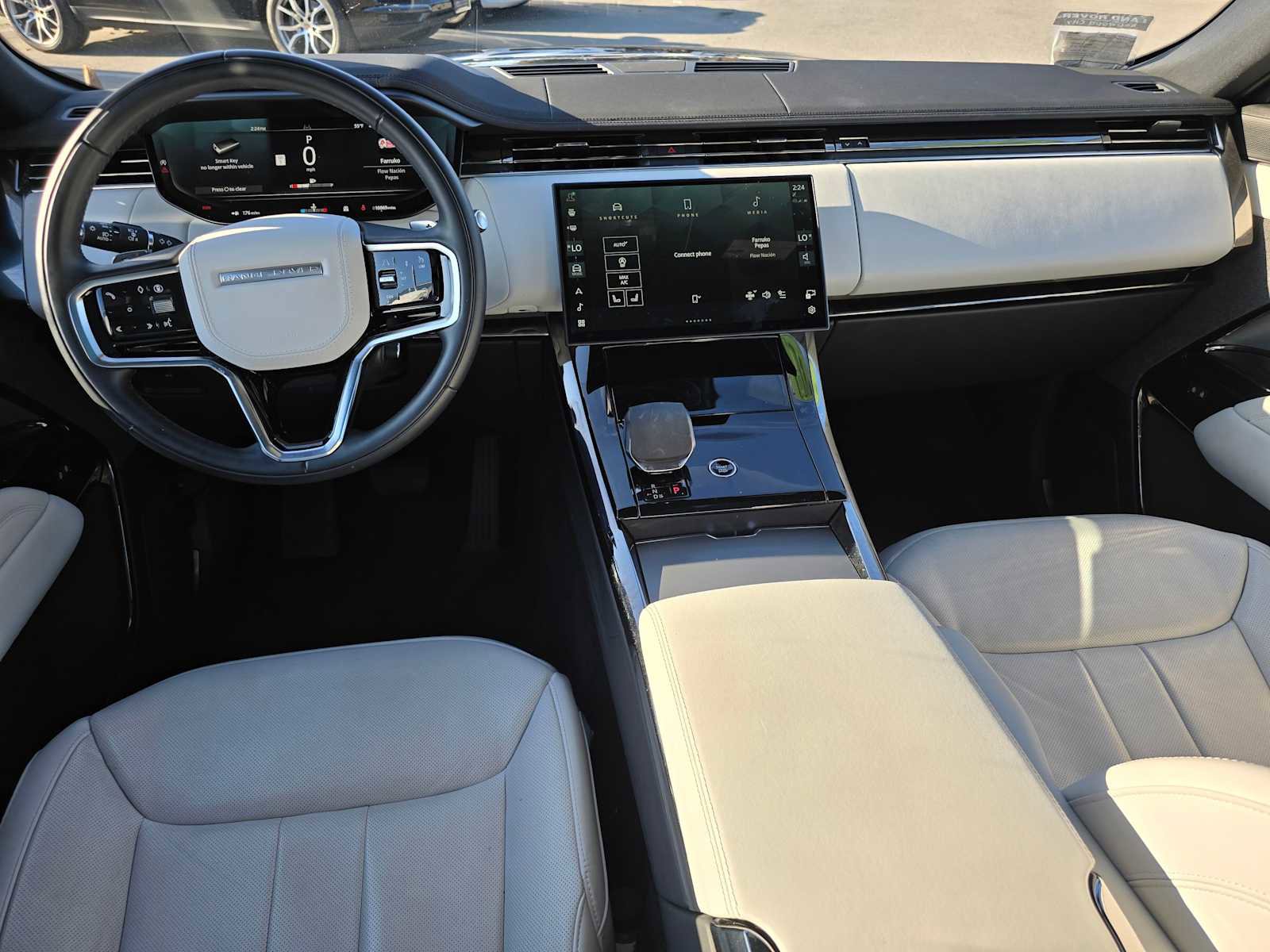 Certified 2025 Land Rover Range Rover Sport SE image 18