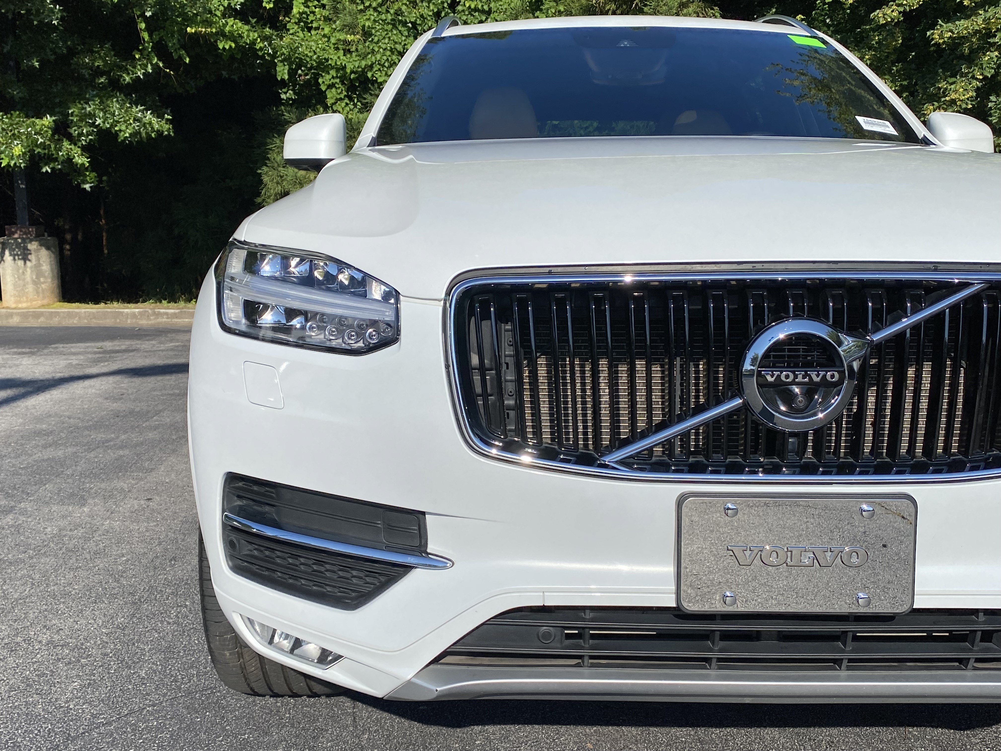 Used 2018 Volvo XC90 T6 Momentum w/ Convenience Package AWD/4WD image 14