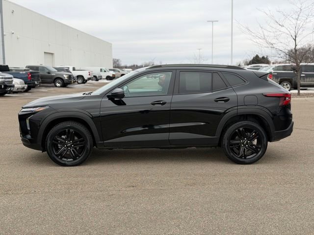 Used 2025 Chevrolet Trax ACTIV image 10