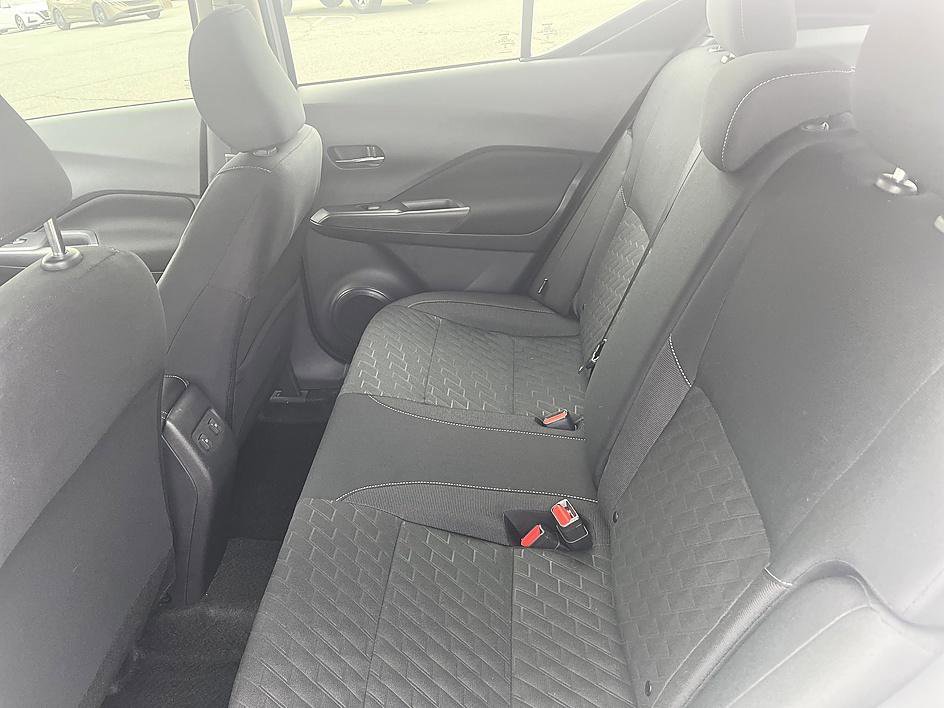 Certified 2024 Nissan Kicks SV image 22