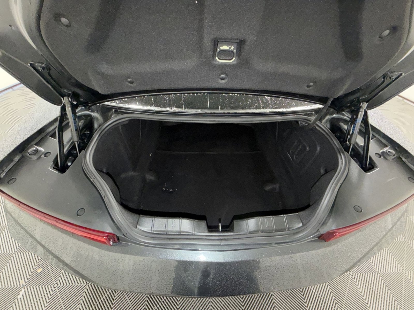 Used 2017 Chevrolet Camaro LT w/ Technology Package image 24