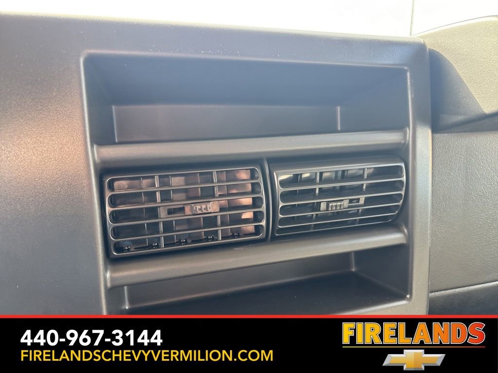 New 2026 Chevrolet Express 3500 RWD image 24