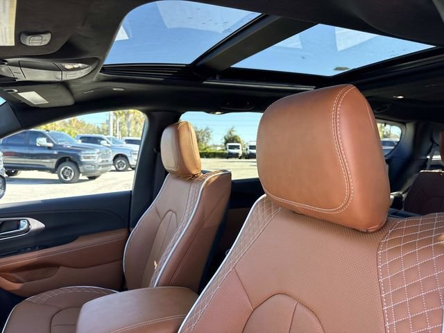 New 2026 Chrysler Pacifica Pinnacle FWD image 31