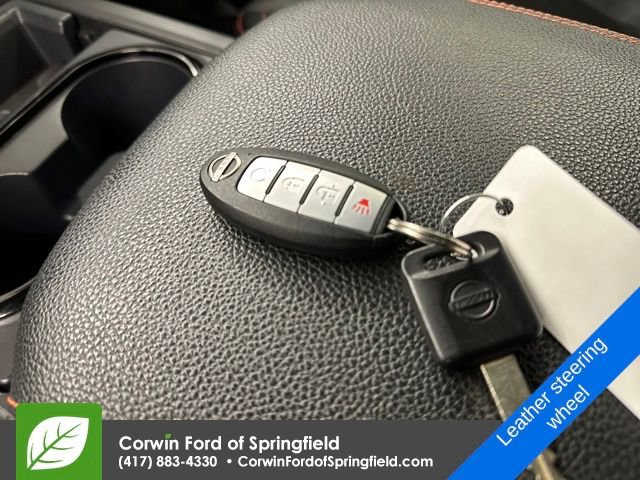 Used 2023 Nissan Titan PRO-4X w/ Pro-4x Convenience Package image 35