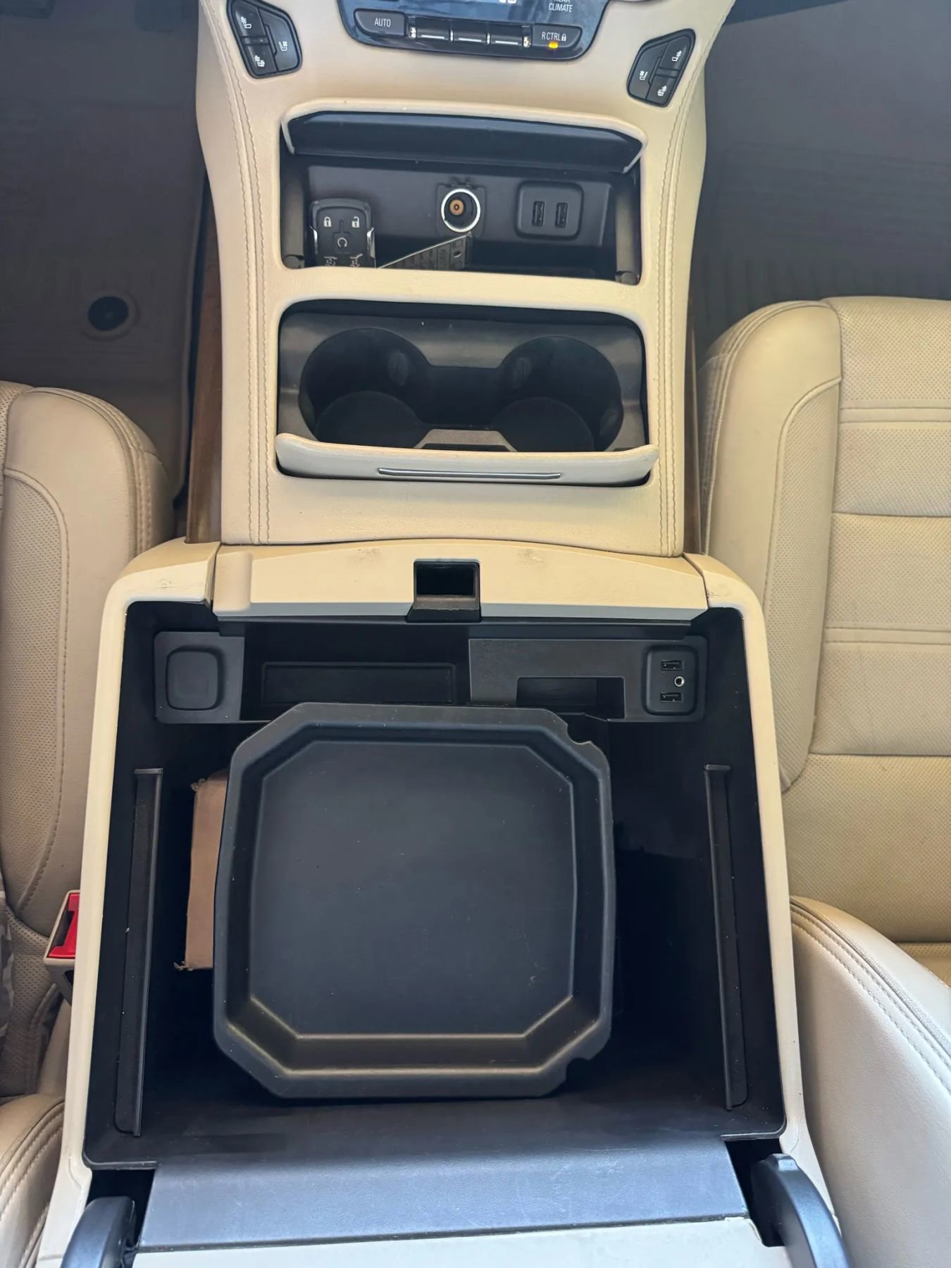 Used 2019 GMC Yukon Denali w/ Denali Ultimate Package image 17