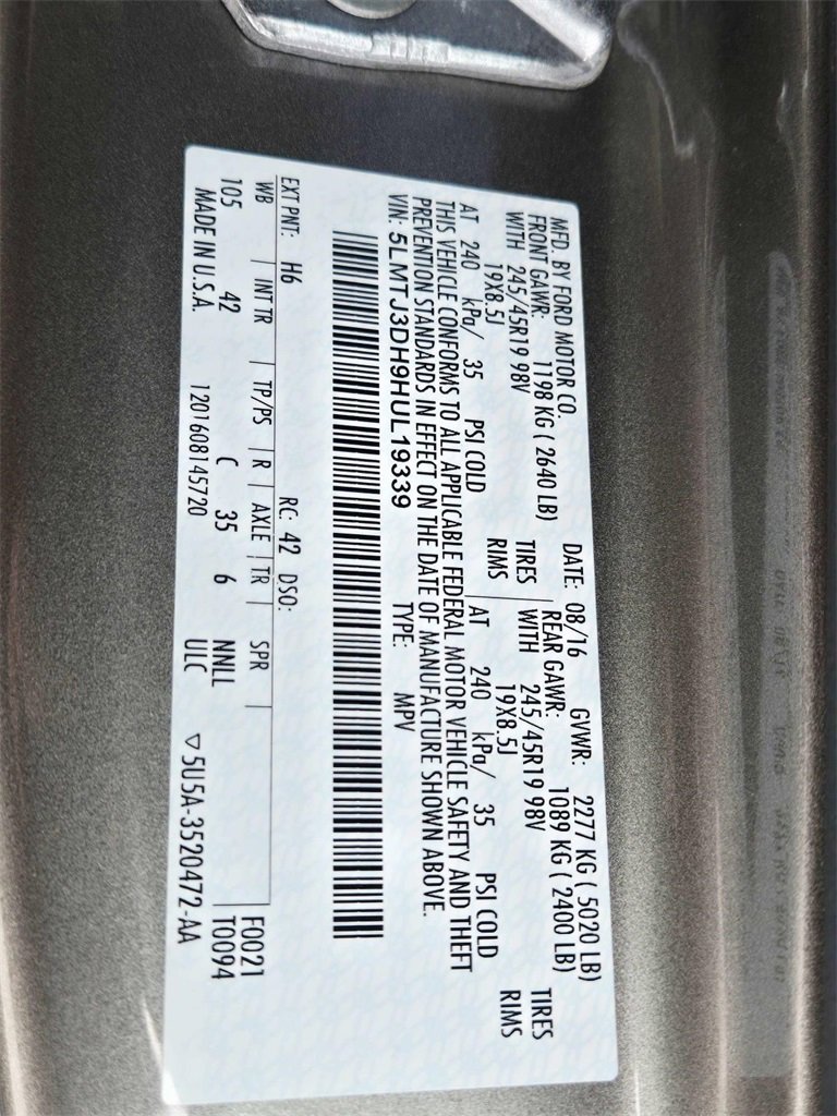 Used 2017 Lincoln MKC Reserve image 39