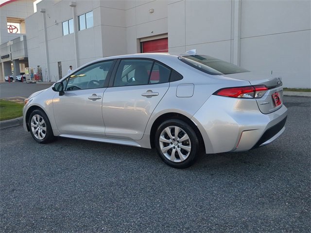 Certified 2022 Toyota Corolla LE image 6