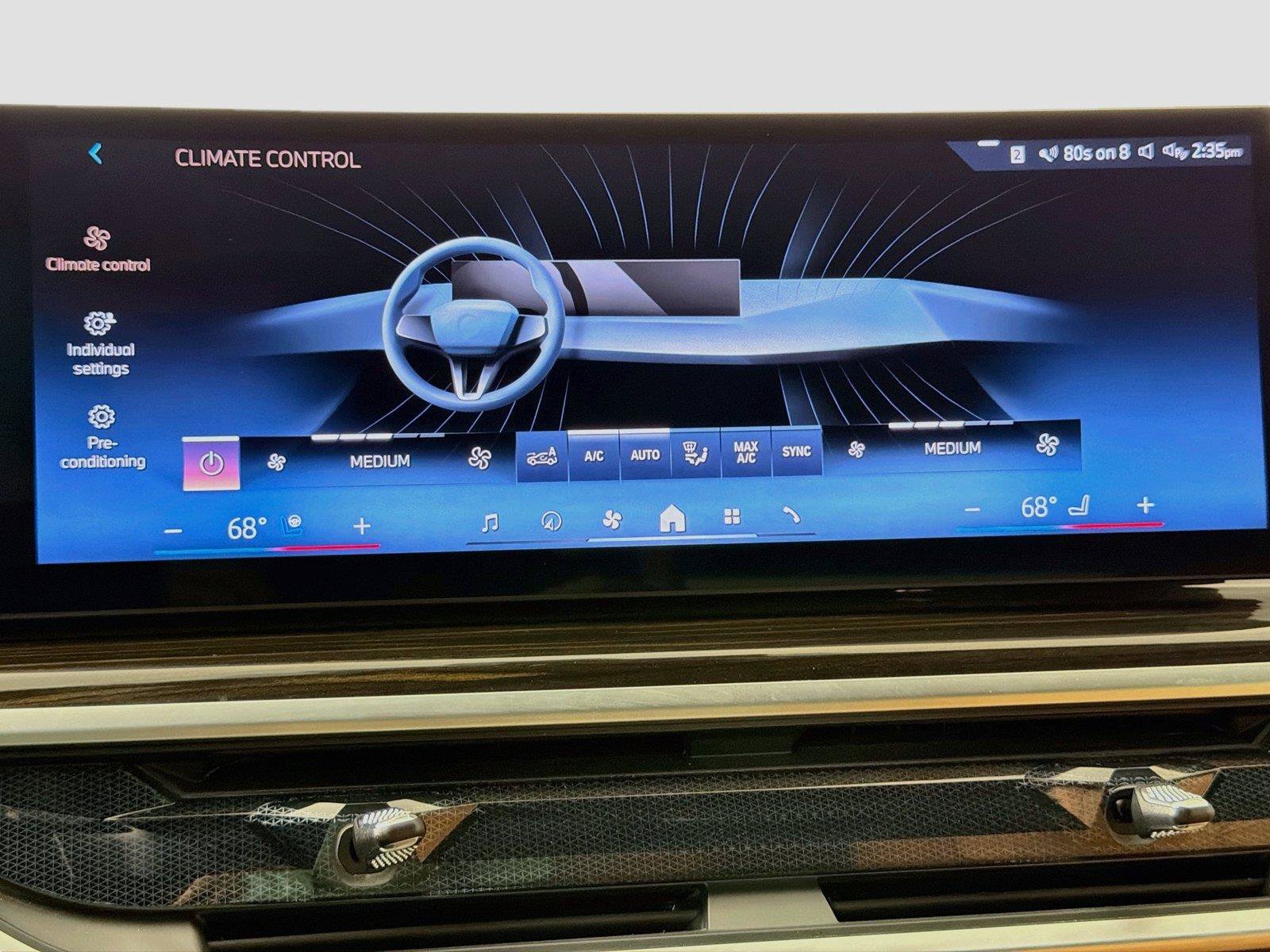 Used 2025 BMW X5 xDrive40i w/ Executive Package AWD/4WD image 16