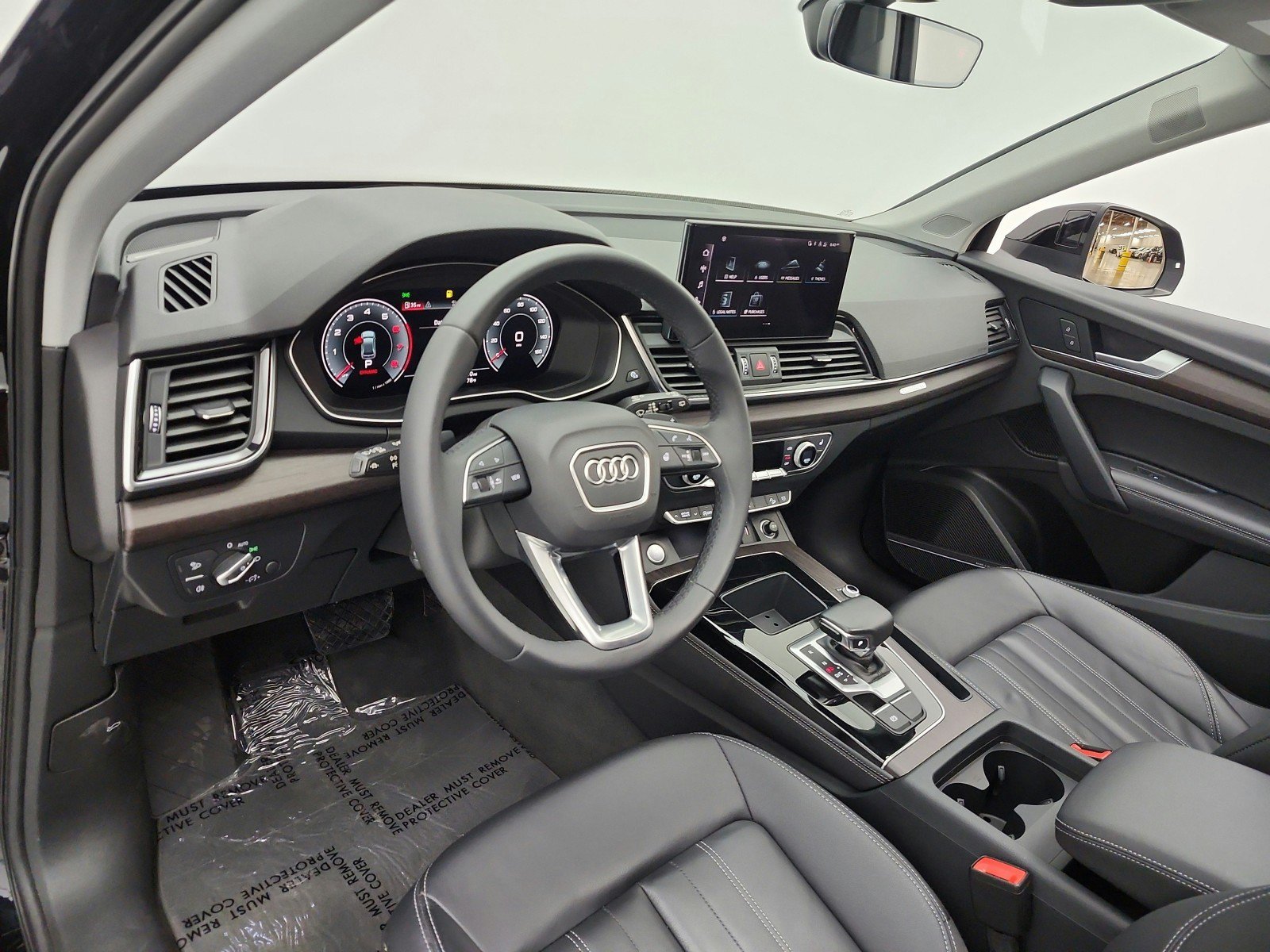 Used 2023 Audi Q5 2.0T Premium Plus w/ Premium Plus Package AWD/4WD image 9