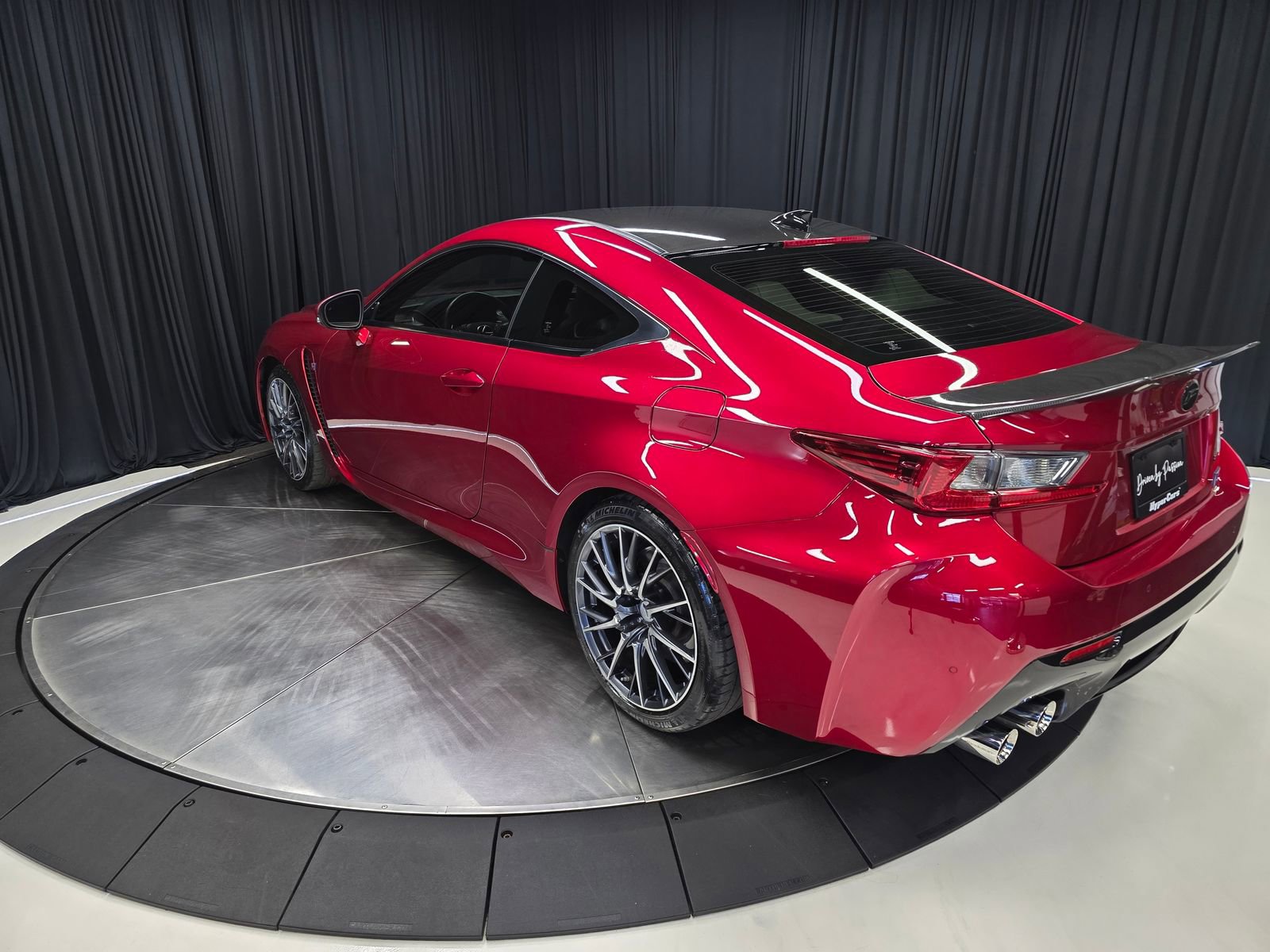 Used 2015 Lexus RC F w/ Performance Package RWD image 10