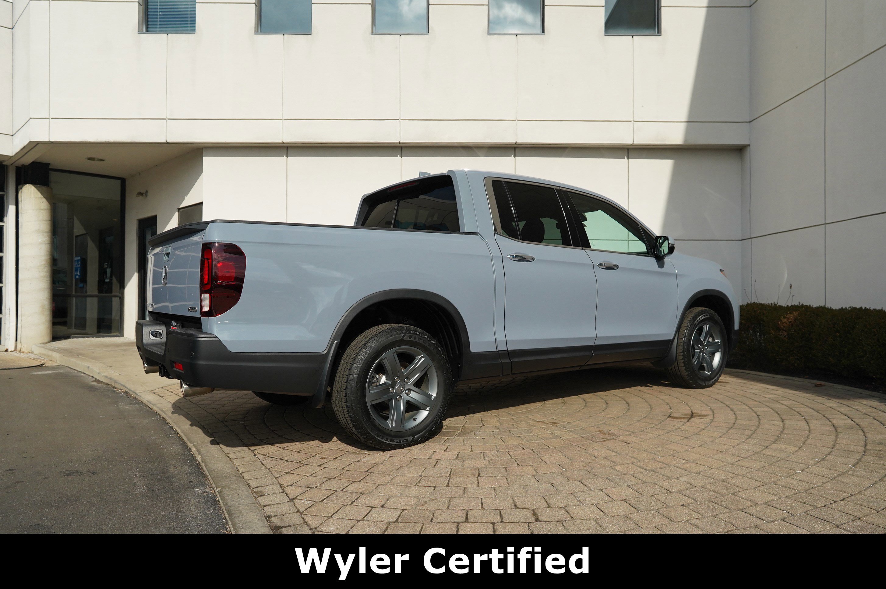 Used 2023 Honda Ridgeline RTL-E image 3