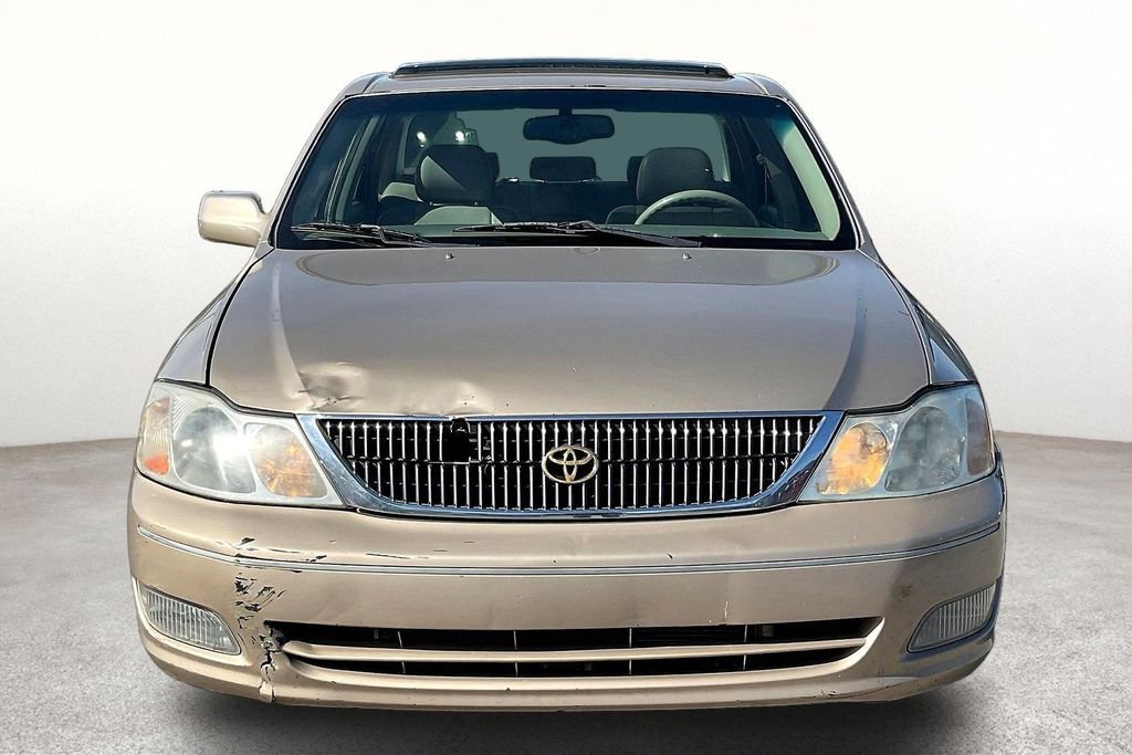 Used 2000 Toyota Avalon XL image 5