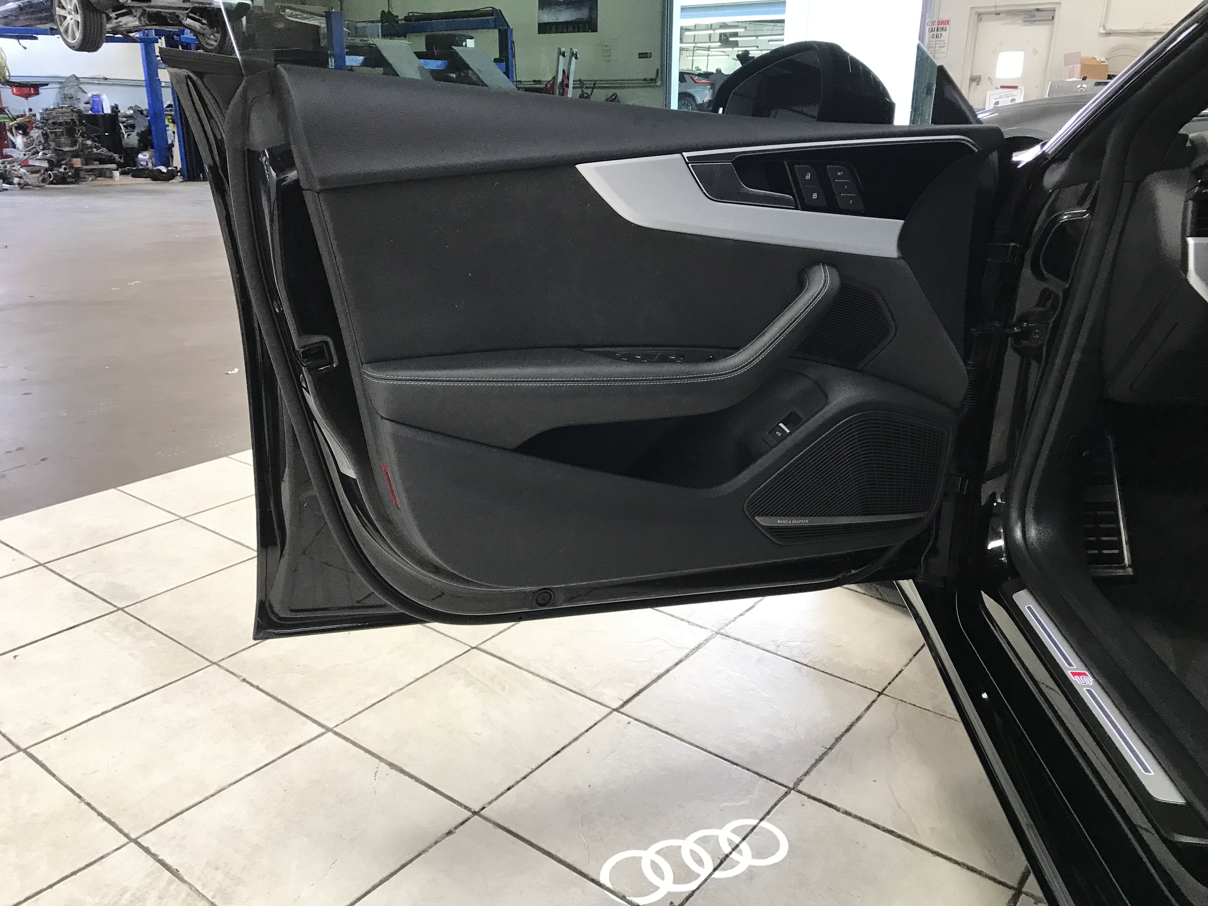 Used 2023 Audi A5 2.0T Premium Plus w/ Premium Plus AWD/4WD image 7