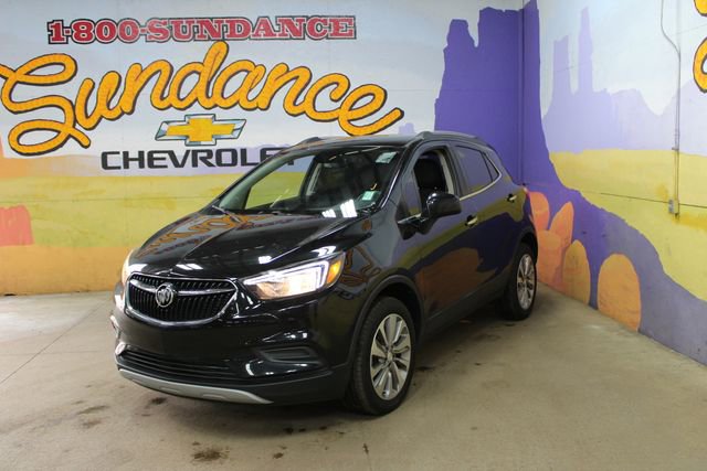 Used 2020 Buick Encore Preferred AWD/4WD image 2