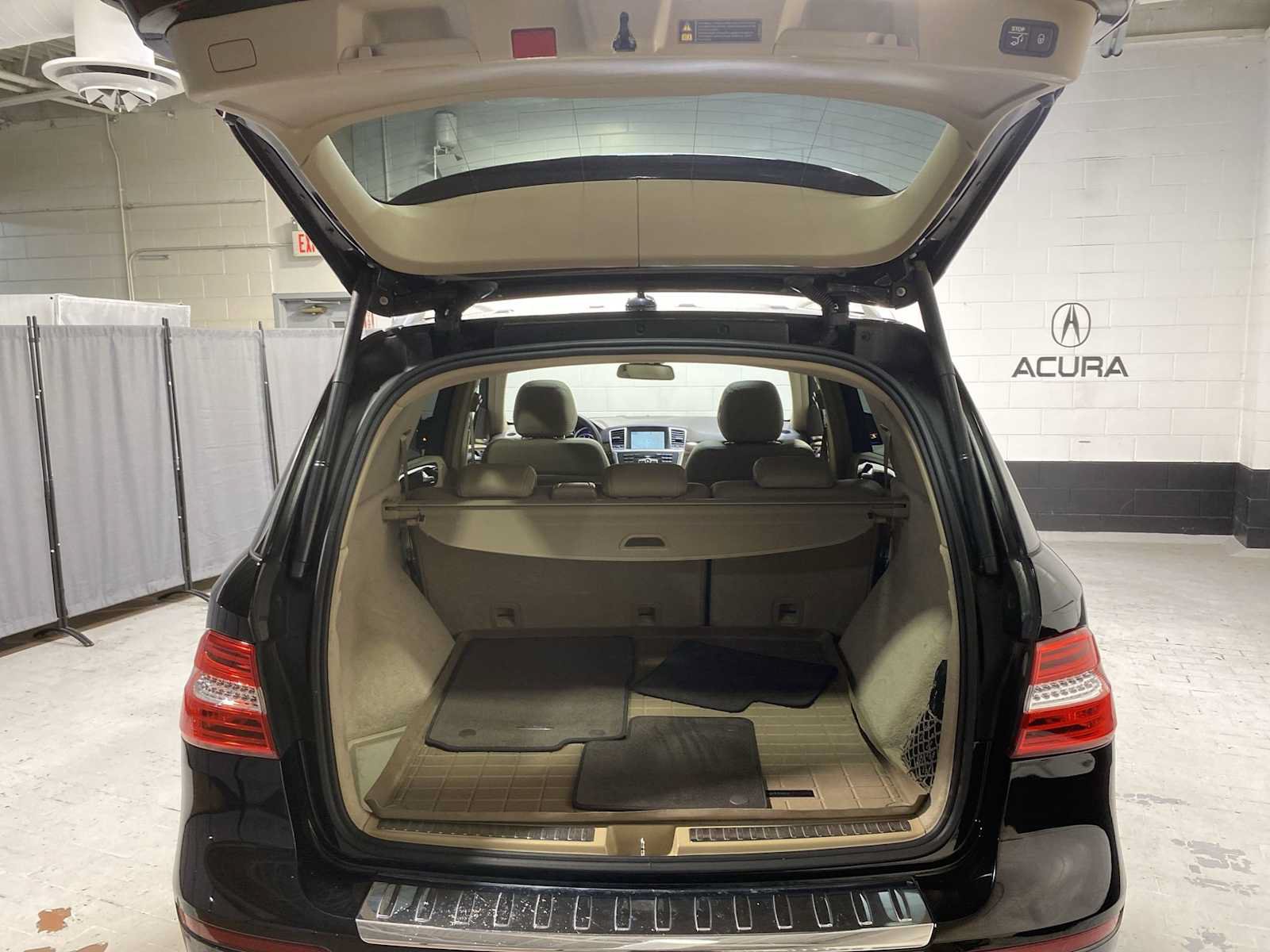 Used 2015 Mercedes-Benz ML 350 4MATIC image 19