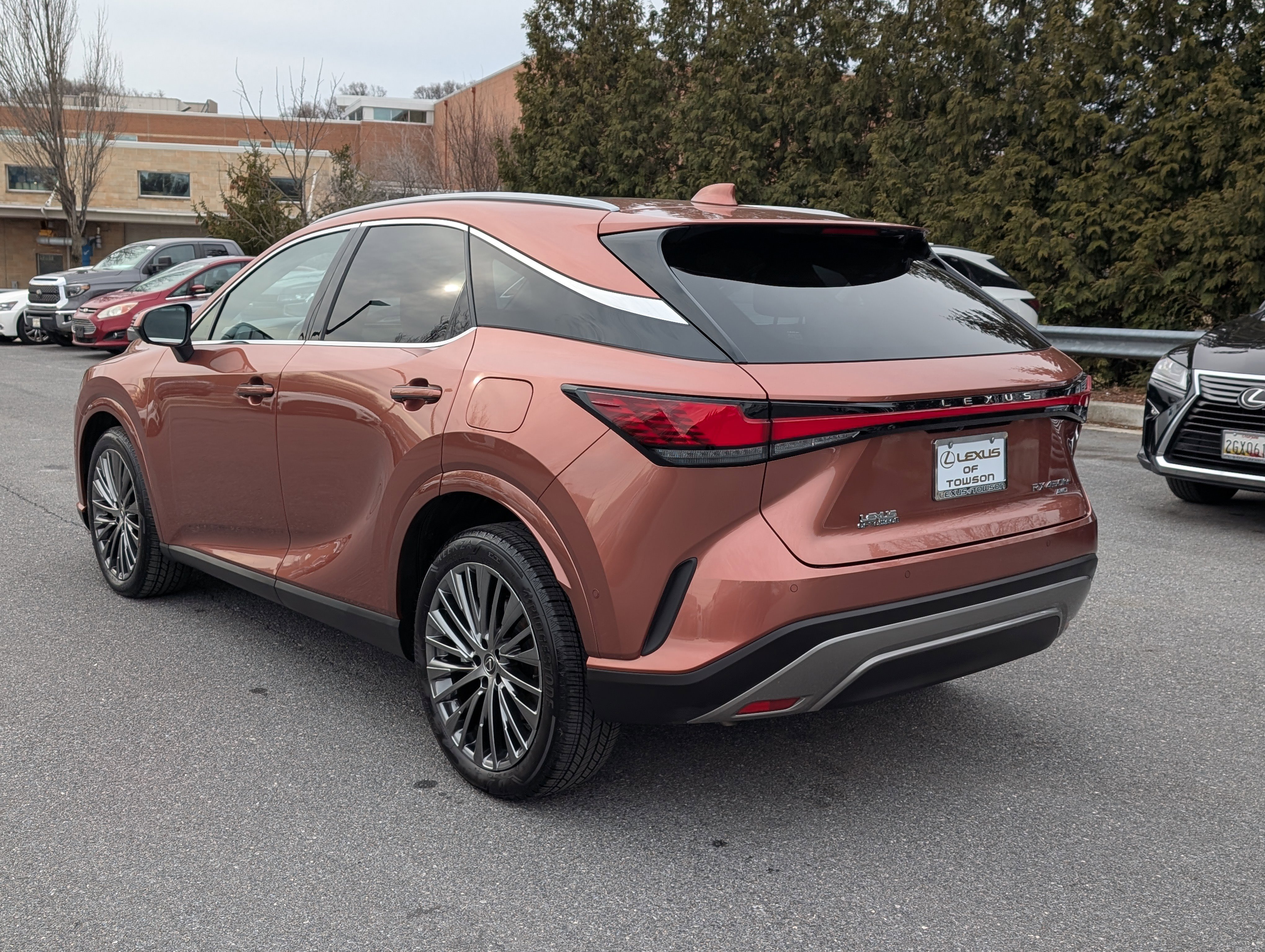 Certified 2025 Lexus RX 450h AWD w/ Convenience Package image 5