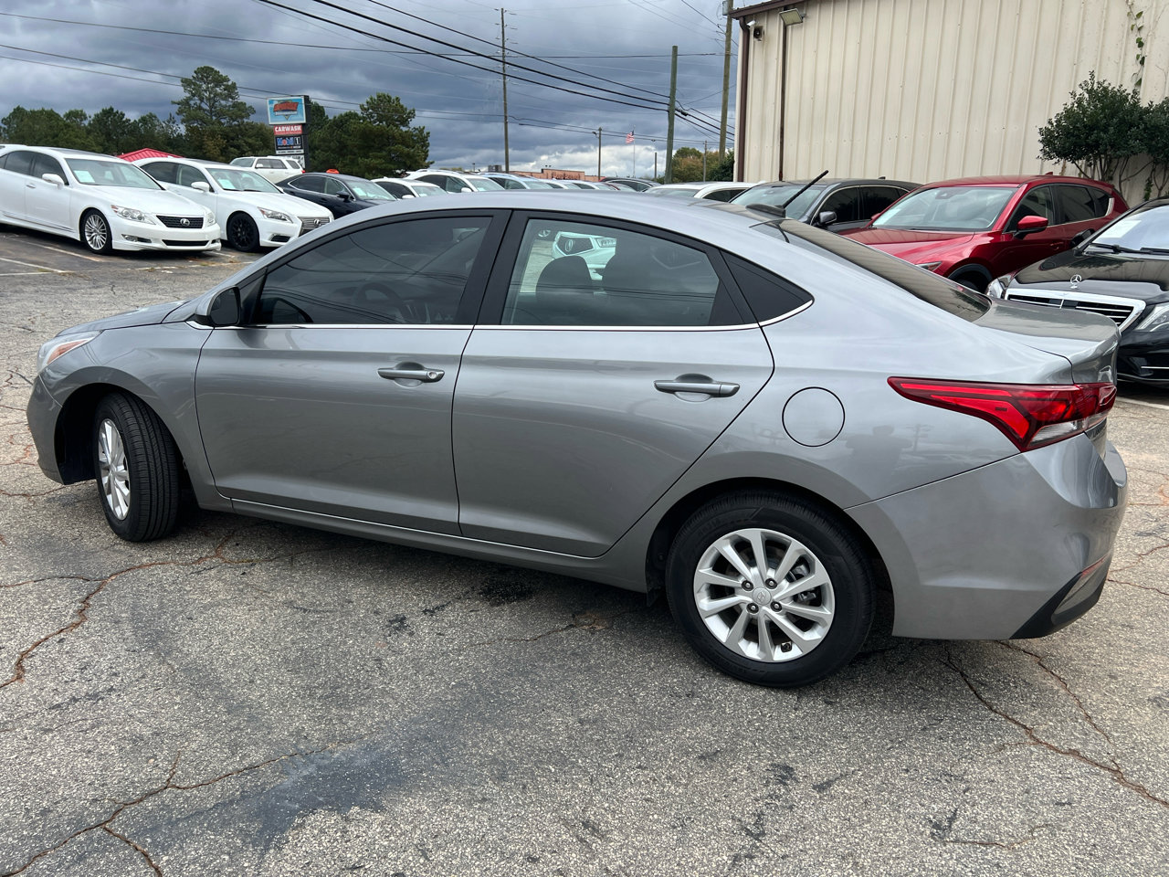 Used 2022 Hyundai Accent SEL image 4