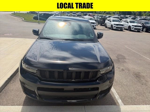 Used 2023 Jeep Grand Cherokee L Laredo AWD/4WD image 4