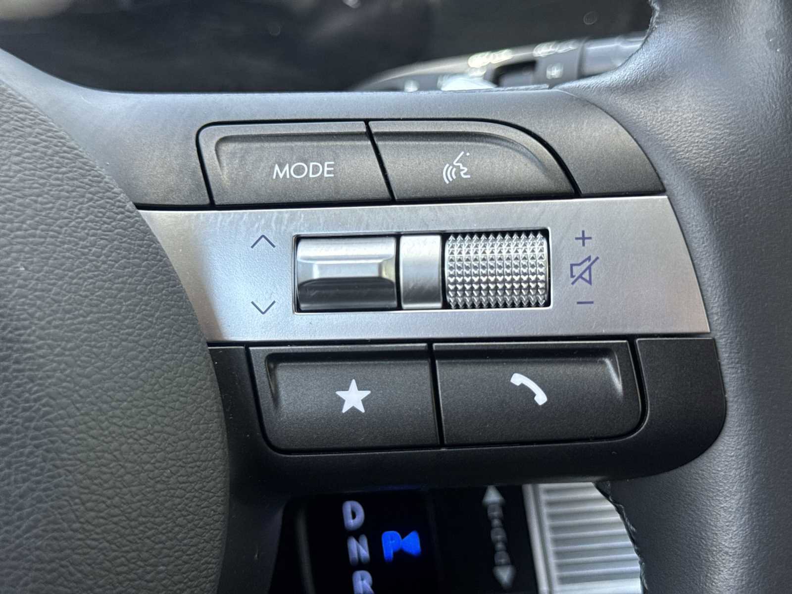 Used 2024 Hyundai Kona SEL FWD image 28
