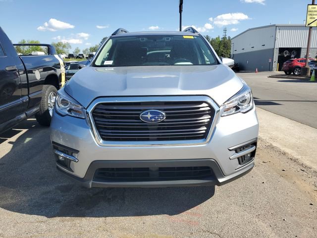 Used 2022 Subaru Ascent Limited w/ Technology Package AWD/4WD image 2