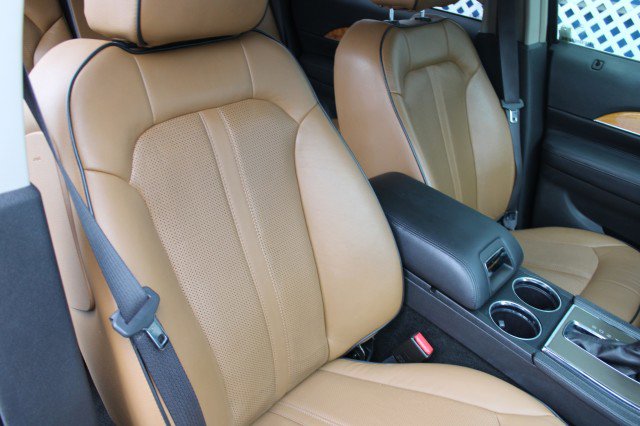Used 2013 Lincoln MKX AWD image 10