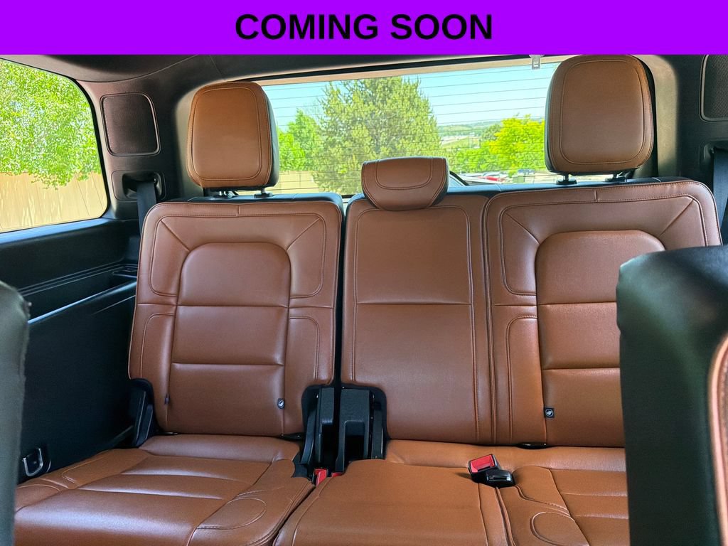 Used 2018 Lincoln Navigator Reserve w/ Technology Package AWD/4WD image 28