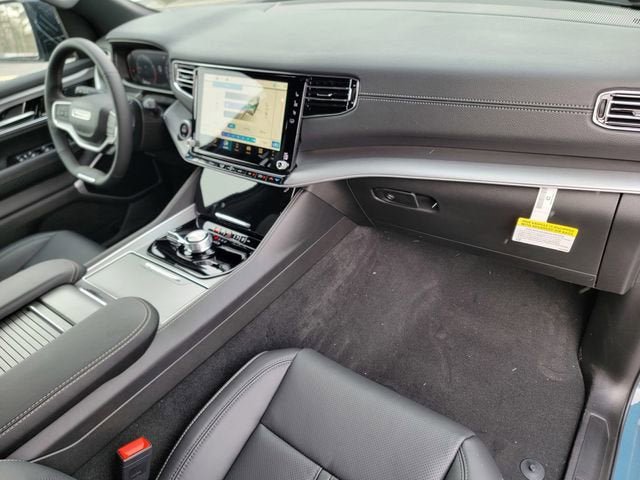 New 2026 Jeep Grand Wagoneer Limited w/ Premium Group II AWD/4WD image 25
