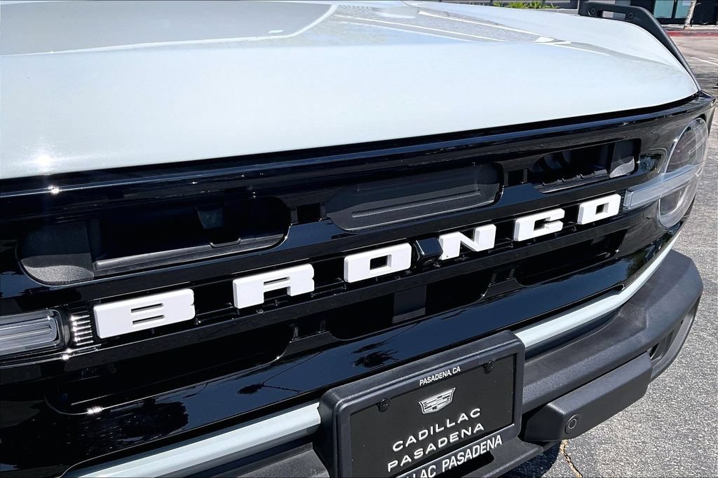 Used 2023 Ford Bronco Outer Banks AWD/4WD image 18