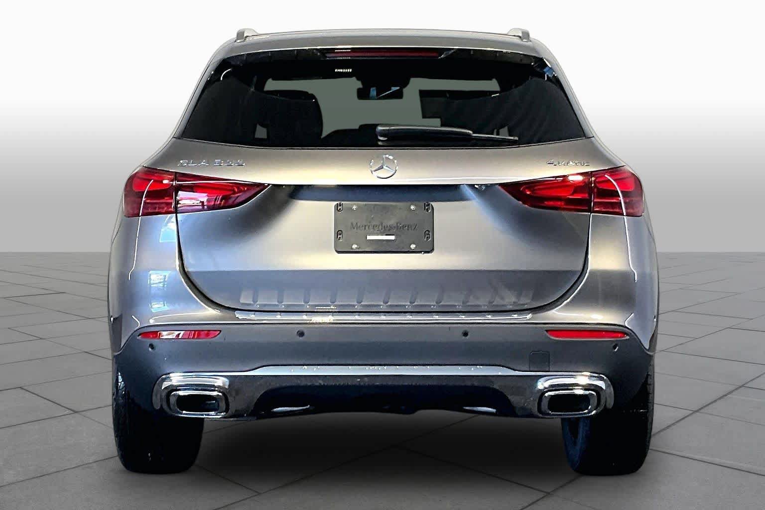 New 2026 Mercedes-Benz GLA 250 4MATIC image 4
