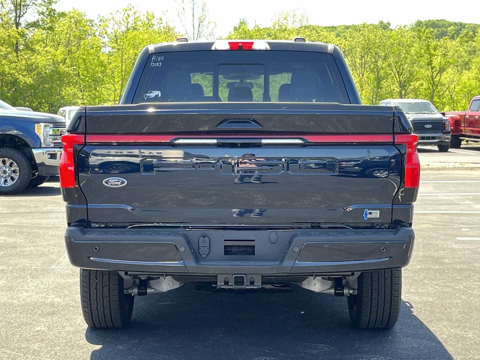 New 2023 Ford F150 Lightning Platinum AWD/4WD image 6