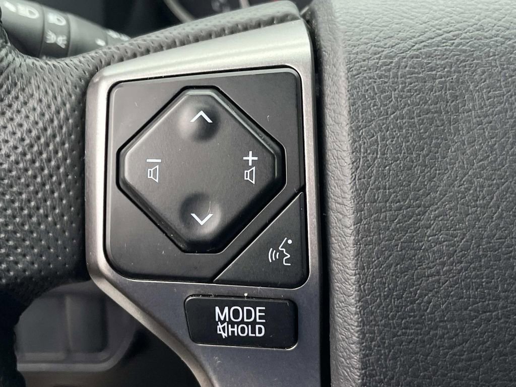 Used 2023 Toyota Tacoma SR5 w/ Technology Package image 26