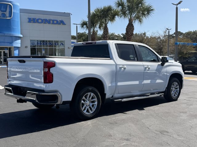 Used 2022 Chevrolet Silverado 1500 LT RWD image 4