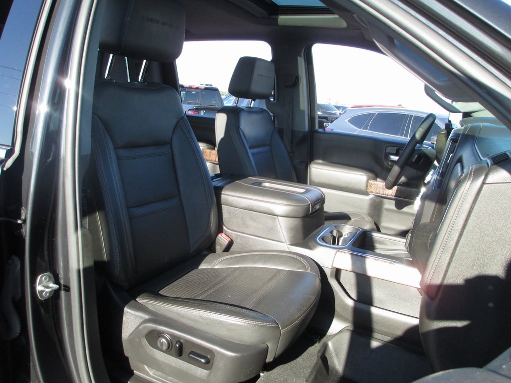 Used 2020 GMC Sierra 3500 Denali w/ Denali Ultimate Package image 23