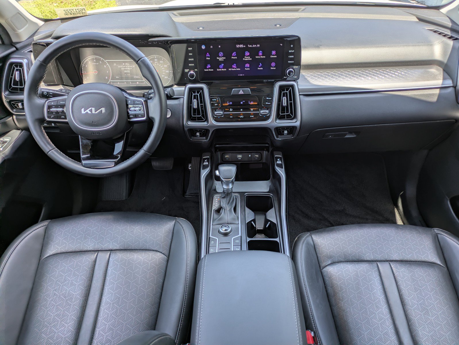 Certified 2023 Kia Sorento S FWD image 11