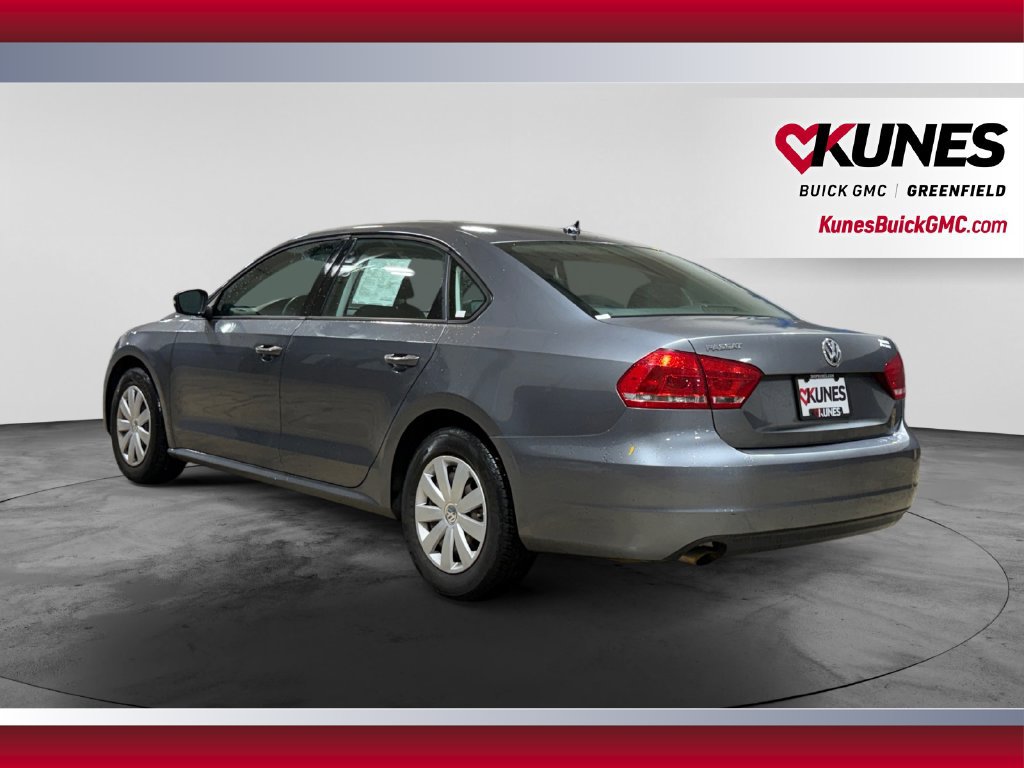 Used 2013 Volkswagen Passat 2.5 S FWD image 6