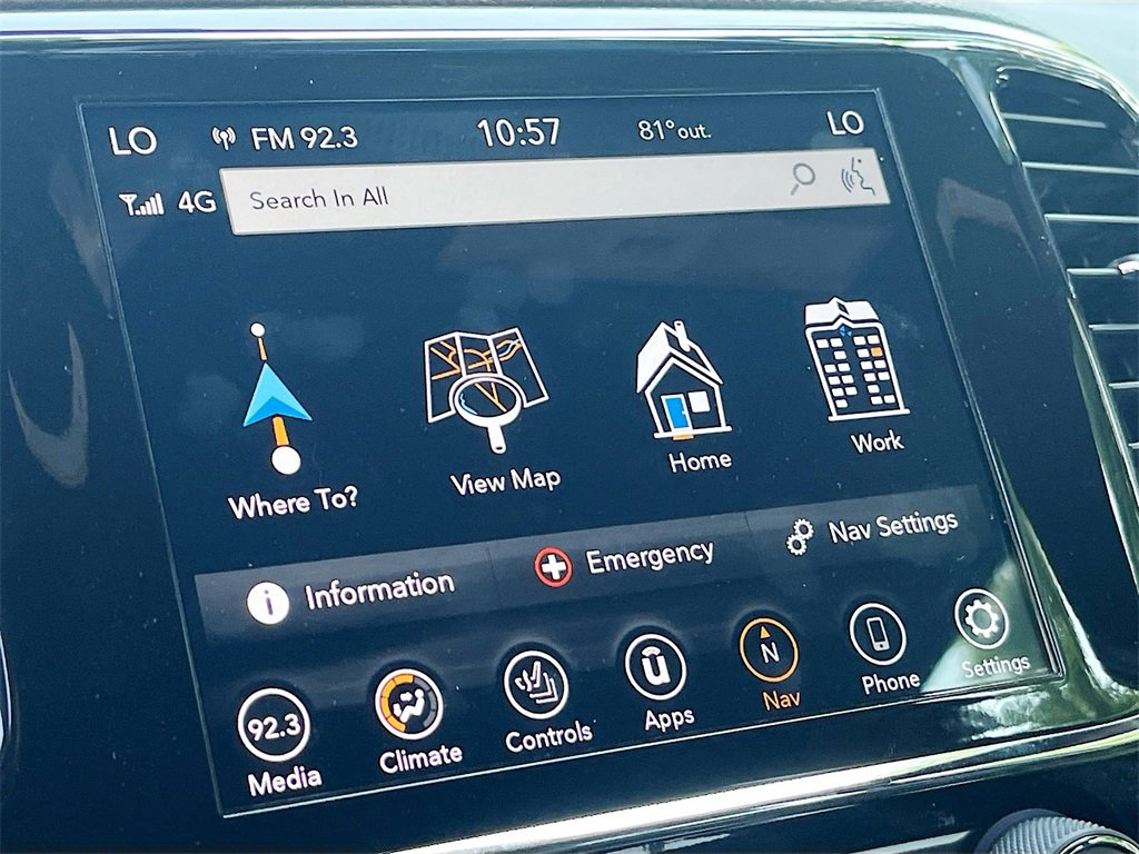 Used 2021 Jeep Grand Cherokee Laredo X image 13