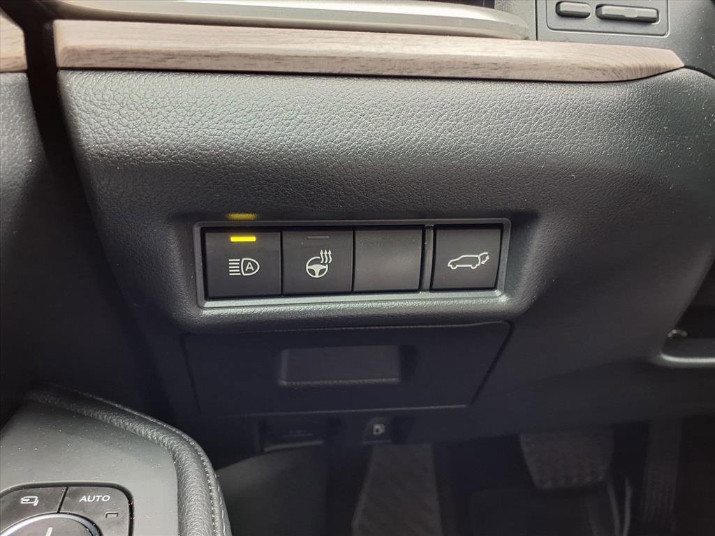 Used 2024 Toyota Grand Highlander Limited image 21