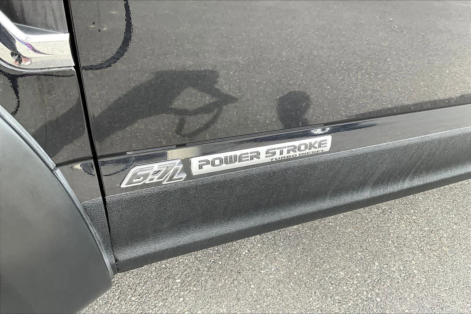 Used 2019 Ford F350 Platinum image 7