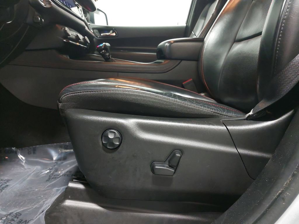 Used 2023 Dodge Durango GT image 32