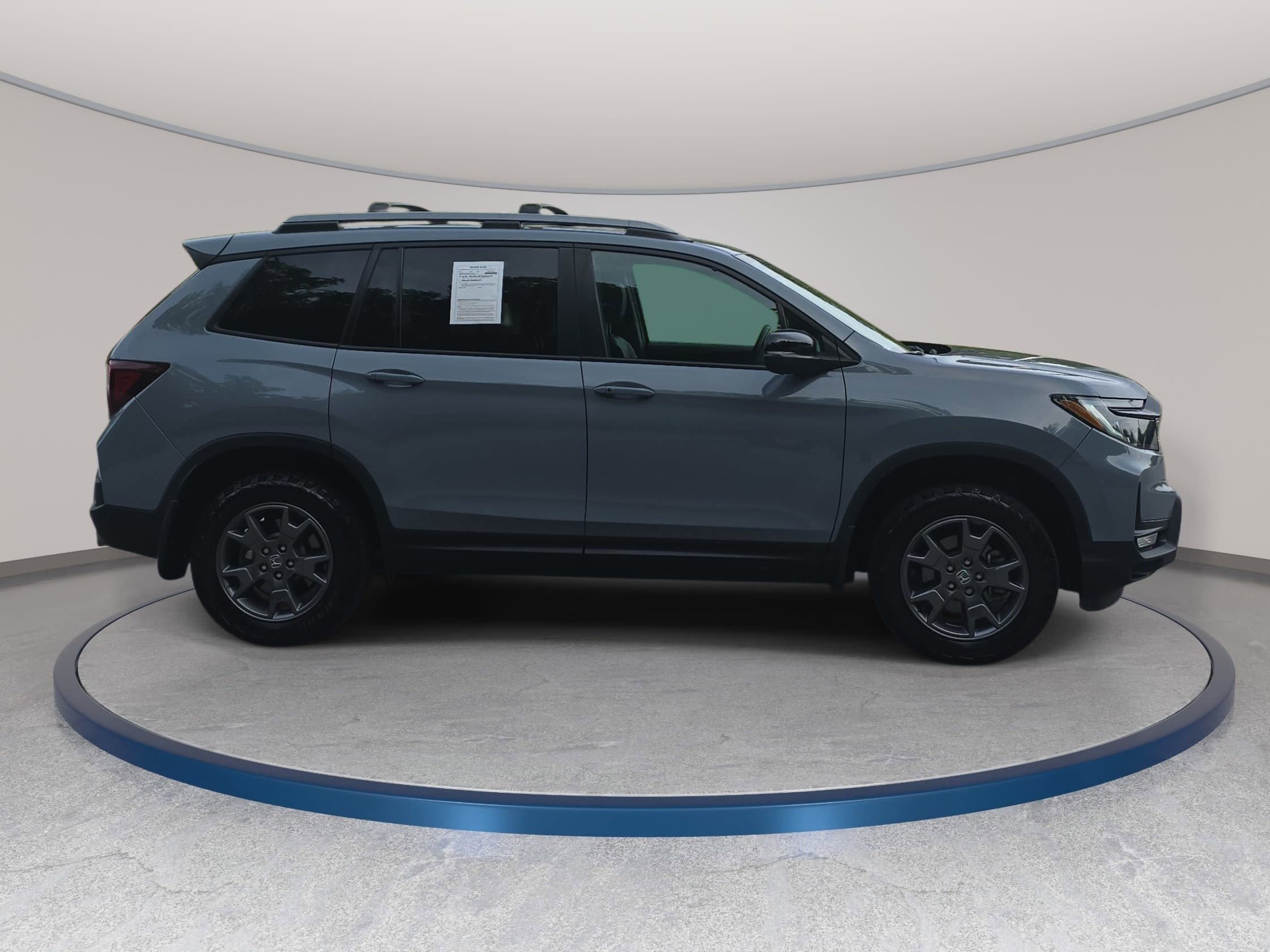 Used 2024 Honda Passport TrailSport image 4