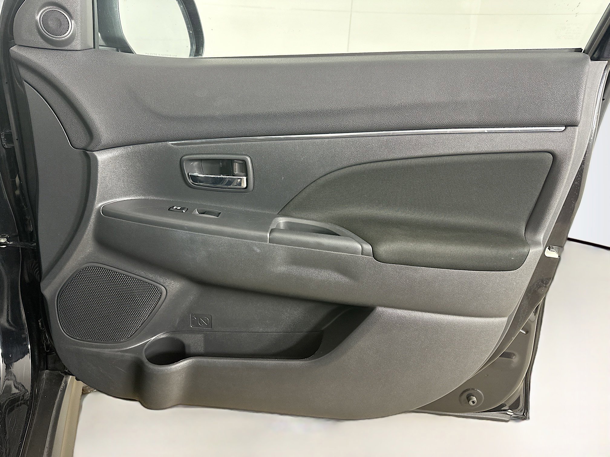 Used 2023 Mitsubishi Outlander Sport ES image 30