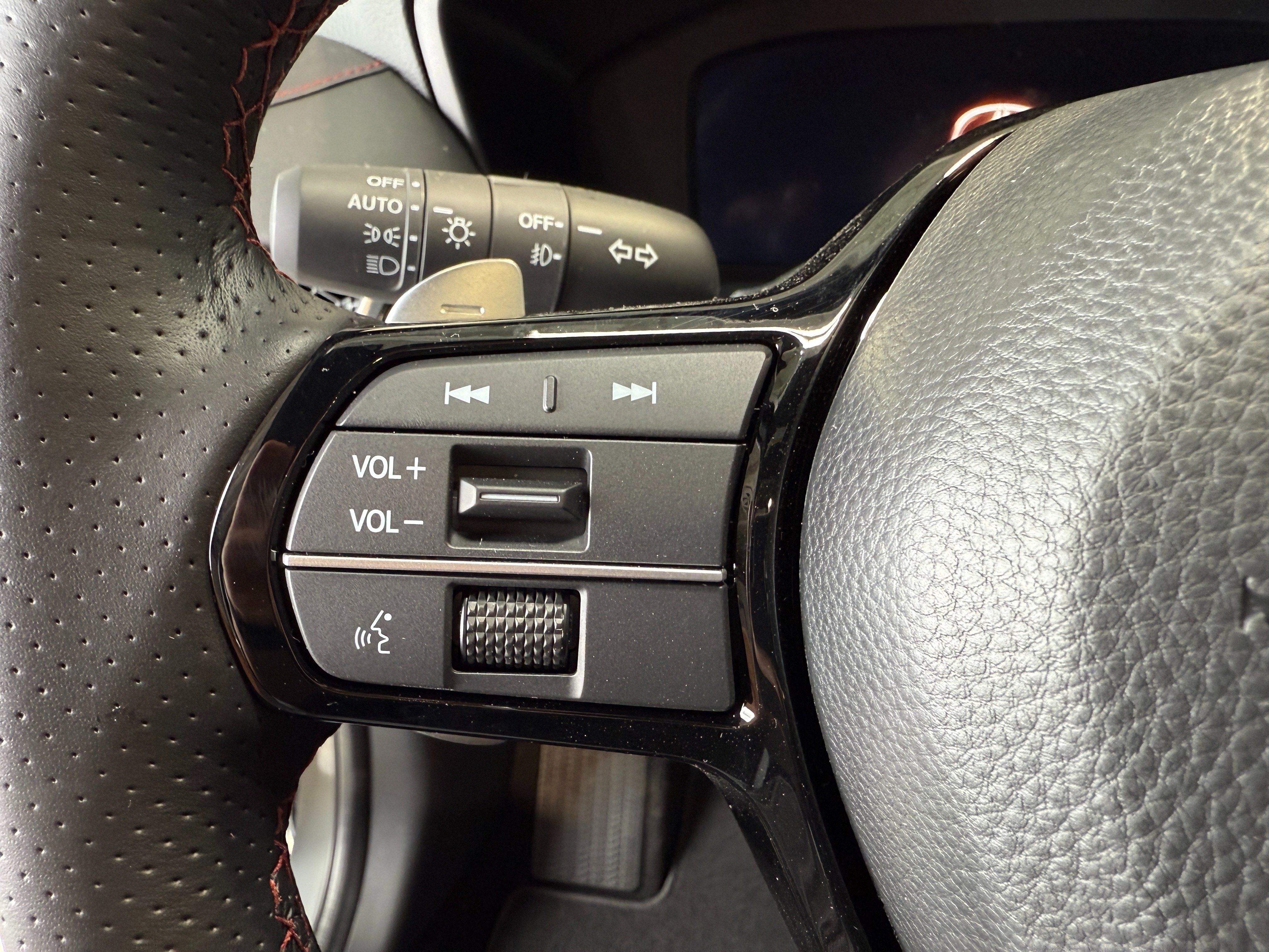 New 2025 Acura ADX A-Spec image 19