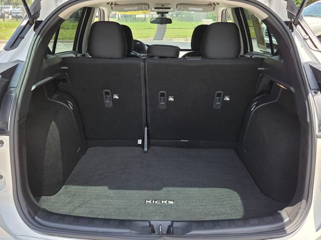 Used 2024 Nissan Kicks SV FWD image 17