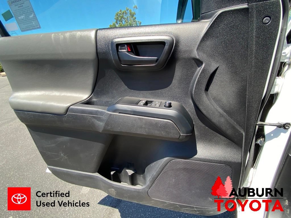 Certified 2021 Toyota Tacoma SR w/ SR Convenience Package AWD/4WD image 32
