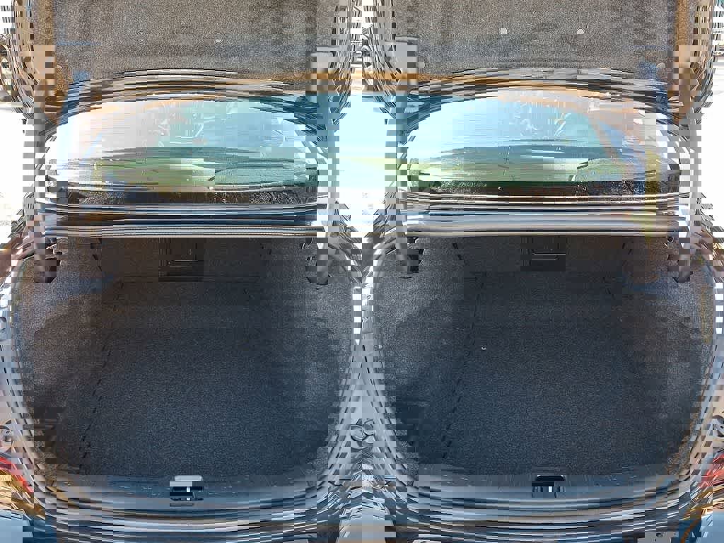 Used 2024 Volvo S60 B5 Core image 31