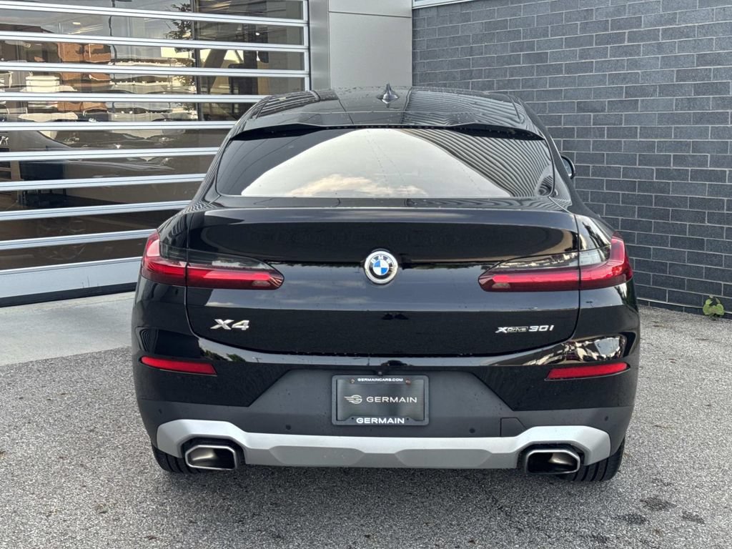 Used 2022 BMW X4 xDrive30i w/ Convenience Package AWD/4WD image 5