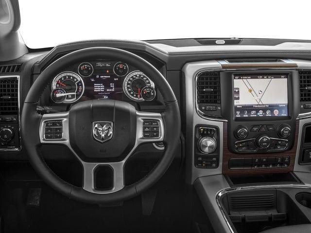Used 2017 RAM 1500 Laramie w/ Convenience Group AWD/4WD image 7