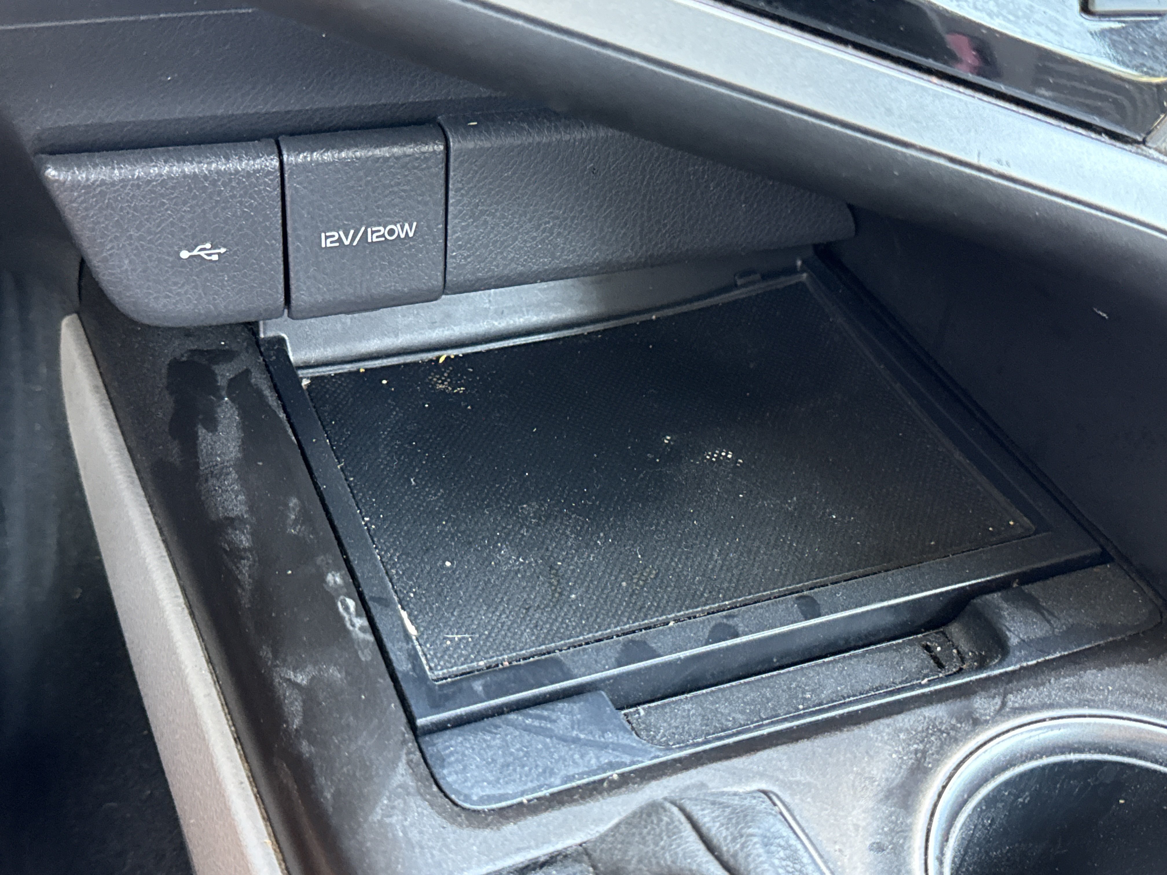 Used 2021 Toyota Camry SE FWD image 18
