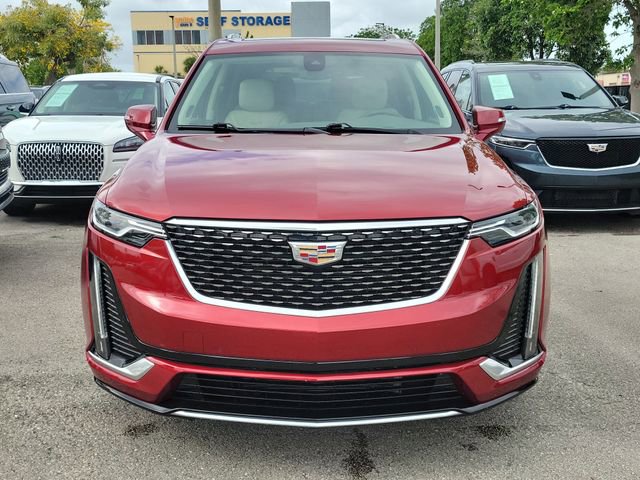 Used 2024 Cadillac XT6 Premium Luxury image 2